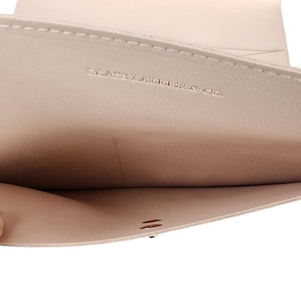 Glass Ladder & Co- The Meagan Portfolio in Blush Pink